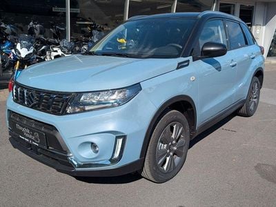 Blau Gebraucht 2024 Suzuki Vitara Comfort SUV | 19.990 € (Guter Preis)