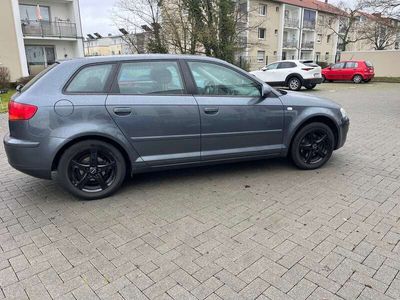 gebraucht Audi A3 2.0 FSI Attraction,NAVI,DVD,TÜV,BORBET ALU