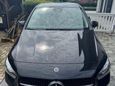 Gebraucht Mercedes B180 116 PS (85 kW) 2023 Schwarz Van / Kleinbus