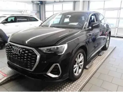 Gebraucht Audi Q3 Sportback S-Line 150 PS (110 kW) 2023 Schwarz SUV