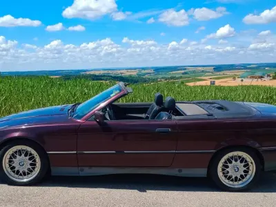 Gebraucht BMW 325 Cabriolet Basis 192 PS (141 kW) 1993 Violet Cabrio