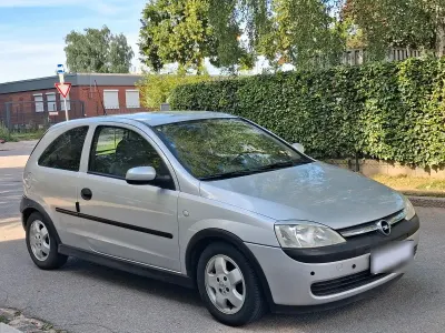 Gebraucht Opel Corsa 58 PS (42 kW) 2003 Silber Kleinwagen