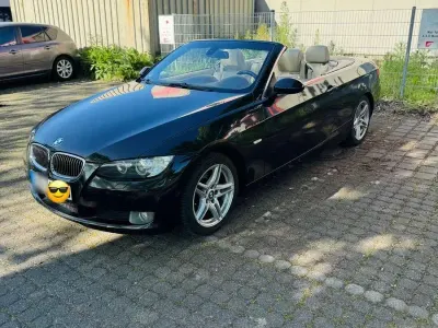 Gebraucht BMW 325 Cabriolet 218 PS (160 kW) 2008 Schwarz Cabrio