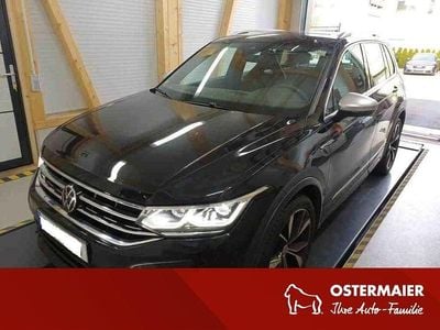Deep black perleffekt Gebraucht 2023 VW Tiguan R SUV | 40.210 € (Guter Preis)