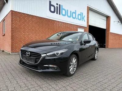 Używany Mazda 3 Sports-Line 120 KM (88 kW) 2018 Czarny Sedan/Limuzyna