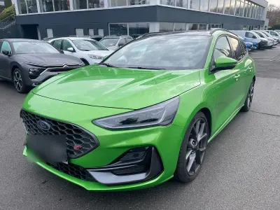 Używany Ford Focus ST 280 KM (205 kW) 2024 Zielony Kombi
