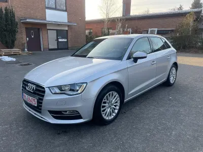 Używany Audi A3 Ambiente 150 KM (110 kW) 2013 Srebrny Sedan/Limuzyna