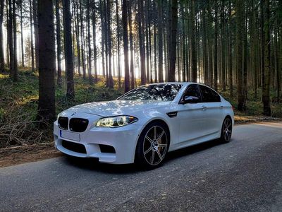Weiß Gebraucht 2017 BMW M5 Competition Edition Limousine | 64.900 €