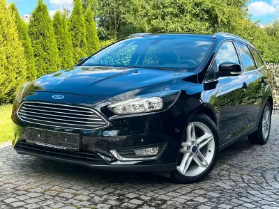 Gebraucht Ford Focus Titanium 125 PS (91 kW) 2016 Schwarz Limousine