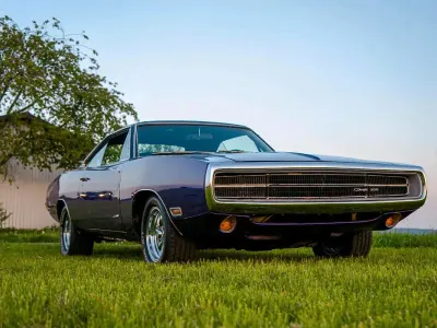 Używany Dodge Charger 400 KM (294 kW) 1970 Purpurowy