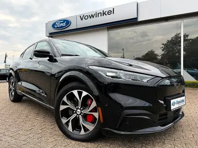 Gebraucht Ford Mustang Mach-E Basis 197 kW (269 PS) 2022 Schwarz SUV