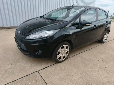 Gebraucht Ford Fiesta Trend 87 PS (63 kW) 2010 Schwarz Kleinwagen
