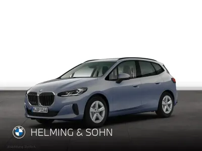 Gebraucht BMW 220 Active Tourer 156 PS (114 kW) 2025 Grau Van / Kleinbus