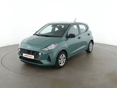 Gebraucht Hyundai i10 Pure 67 PS (49 kW) 2022 Grün Kleinwagen