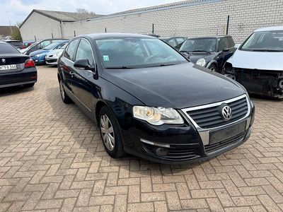 Gebraucht VW Passat 140 PS (102 kW) 2006 Schwarz Limousine