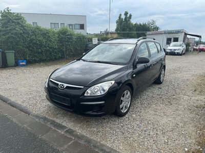 gebraucht Hyundai i30 CW 1.6 CRDi Classic