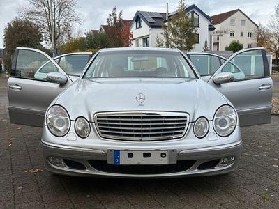 Mercedes E270