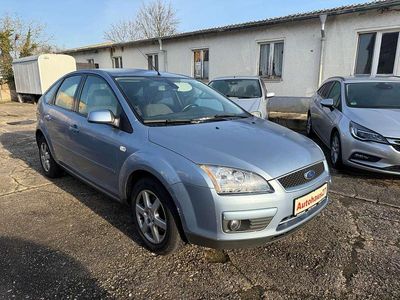 Blau Gebraucht 2007 Ford Focus Limousine | 4.390 € (Teuer)