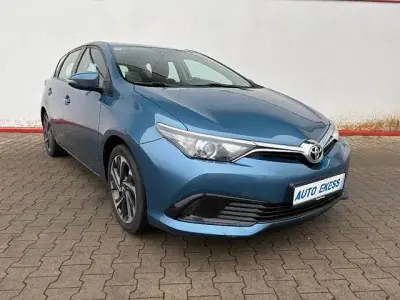 Brugt Toyota Auris Cool 99 HK (72 kW) 2016 Blå Sedan
