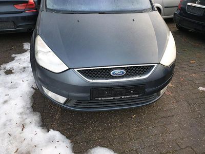 Gebraucht Ford Galaxy 160 PS (117 kW) 2009 Grau Van / Kleinbus
