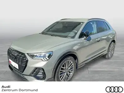 Używany Audi Q3 S-Line 150 KM (110 kW) 2024 Szary SUV