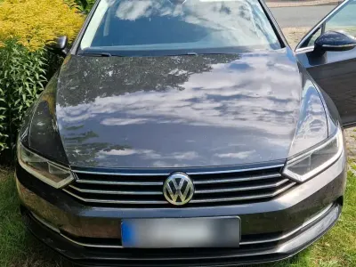 Gebraucht VW Passat Comfortline 150 PS (110 kW) 2018 Grau Kombi
