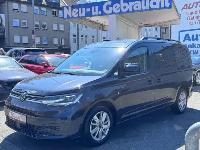 Gebraucht VW Caddy Maxi Life 114 PS (83 kW) 2023 Blau Van / Kleinbus