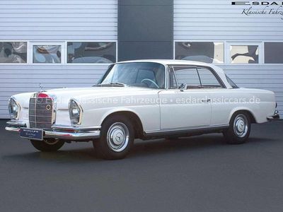Weiß Gebraucht 1967 Mercedes 250 SE Cabrio | 89.000 €