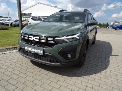 Occasion Dacia Sandero Expression 91 ch (66 kW) 2025 Vert SUV