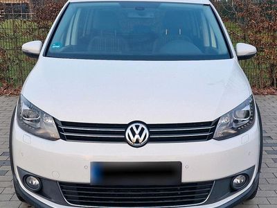 Gebraucht VW Touran 140 PS (102 kW) 2011 Weiß Van / Kleinbus