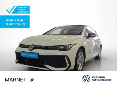 Gebraucht VW Golf VIII Style 272 PS (200 kW) 2025 Pure white/schwarz Limousine