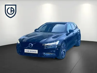 Usado Volvo V60 R-Design 250 HP (183 kW) 2020 Preto Carrinha