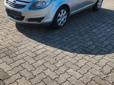 Gebraucht Opel Corsa Edition 90 PS (66 kW) 2010 Silber Limousine
