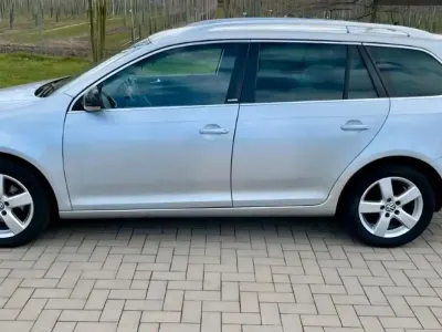 Gebraucht VW Golf VII Style 105 PS (77 kW) 2012 Silber Kombi