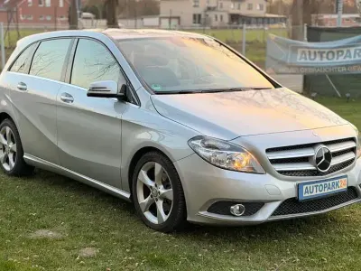 Brugt Mercedes B180 122 HK (89 kW) 2013 Sølv MPV
