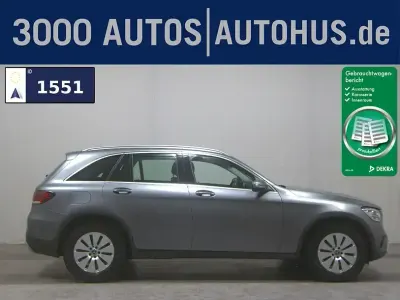 Używany Mercedes GLC200 163 KM (119 kW) 2021 Szary SUV
