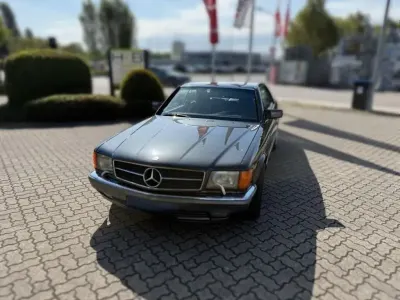 Używany Mercedes 560 279 KM (205 kW) 1990 Czarny