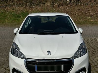 gebraucht Peugeot 208 1.2 Active PureTech 82 Active