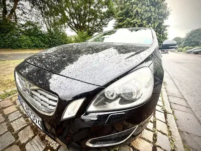 Gebraucht Volvo V60 Kinetic 215 PS (158 kW) 2011 Schwarz Kombi