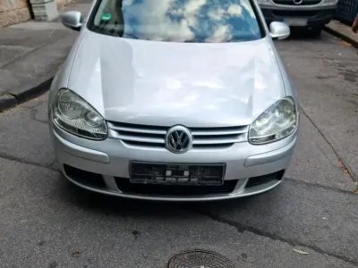Gebraucht VW Golf V 102 PS (75 kW) 2006 Silber Kleinwagen