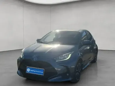 Gebraucht Toyota Yaris Hybrid 116 PS (85 kW) 2026 Grau Limousine