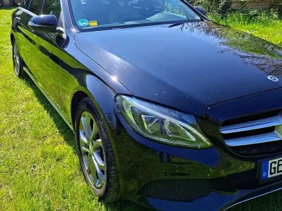 Gebraucht Mercedes C220 Avantgarde 170 PS (125 kW) 2017 Schwarz Kombi