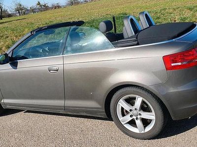 Gebraucht Audi A3 Cabriolet 105 PS (77 kW) 2011 Grau Cabrio
