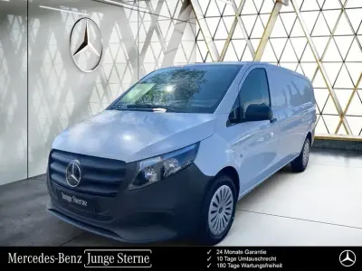 Gebraucht Mercedes Vito 163 PS (119 kW) 2025 Arktikweiß Van