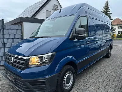 Gebraucht VW Crafter 140 PS (102 kW) 2019 Deep ocean blue Van