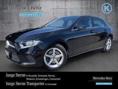 Gebraucht Mercedes A250 Style 218 PS (160 kW) 2022 Unilack nachtschwarz Limousine