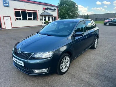 Gebraucht Skoda Rapid Joy 90 PS (66 kW) 2016 Grau Kleinwagen