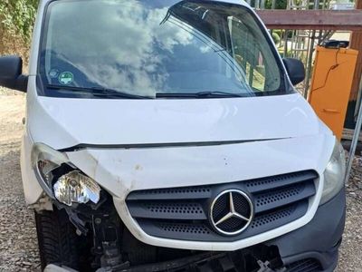 Mercedes Citan 111