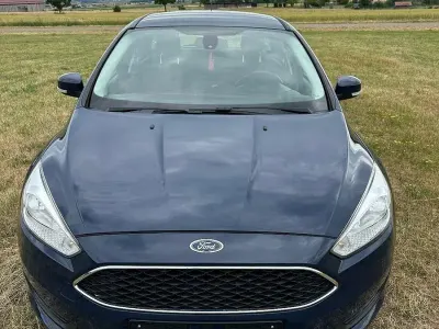 Gebraucht Ford Focus Business Edition 125 PS (91 kW) 2015 Blau Limousine