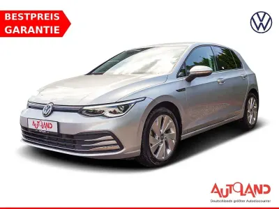 Gebraucht VW Golf VIII Style 131 PS (96 kW) 2021 Silber Limousine